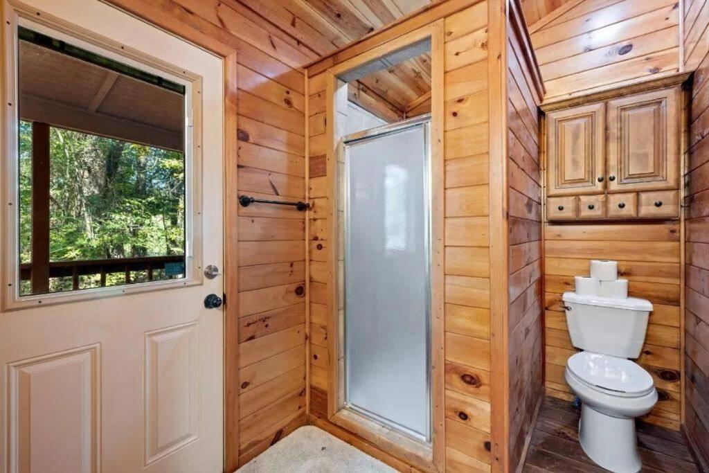 Misty Moonlight, Sleeps 4, Mountain Cabin Apartamento Broken Bow Exterior foto