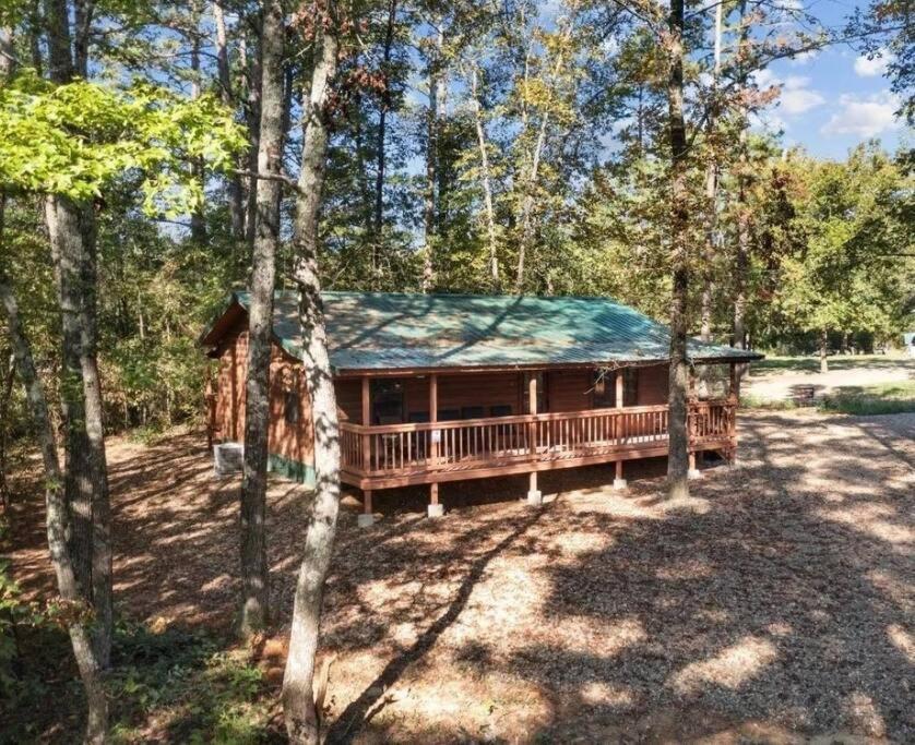 Misty Moonlight, Sleeps 4, Mountain Cabin Apartamento Broken Bow Exterior foto